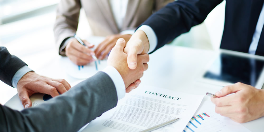 貼角機(jī)、壓泡機(jī)廠(chǎng)房服務(wù)團(tuán)隊(duì)